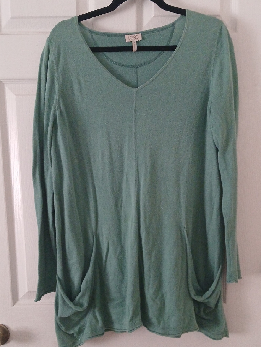 LOGO by Lori Goldstein Mint Green V-Neck Long Sleeve Tunic
